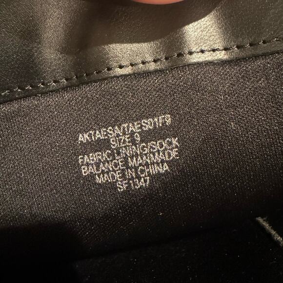 Anne Klein Heel Knee Boot Heeled Dress Boots Leather Black Size 9 NWOT - Picture 10 of 11